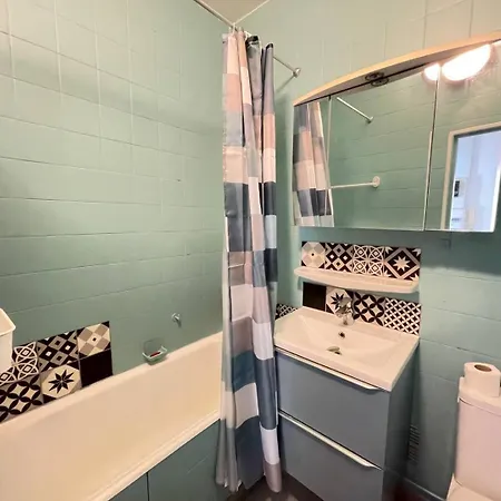 L'émeraude Gare Un à Part Metz