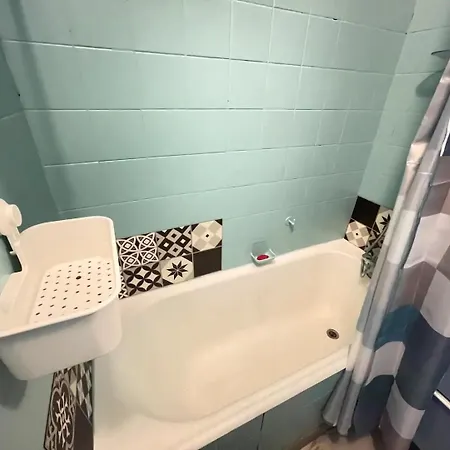 L'émeraude Gare Un à Part