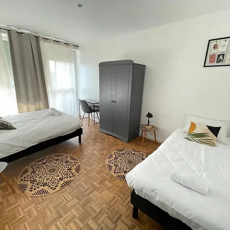 L'émeraude Gare Un à Part