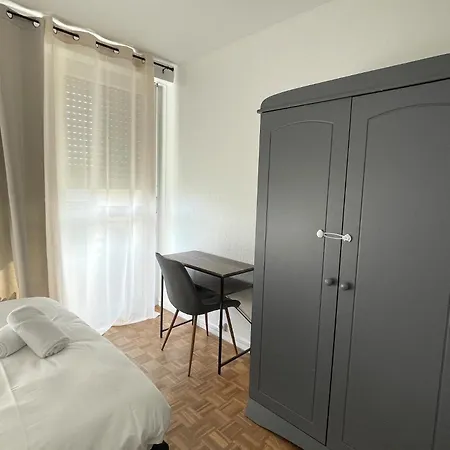 L'émeraude Gare Un à Part * Metz