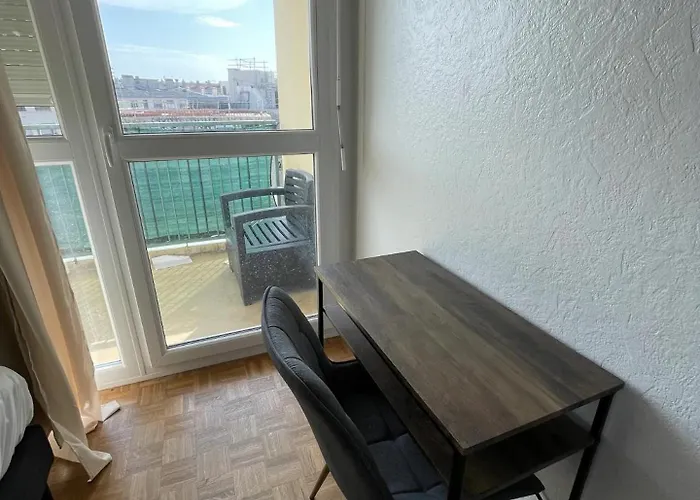 L'emeraude Gare Un Sejour A Part *