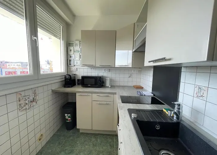 L'emeraude Gare Un Sejour A Part * מץ