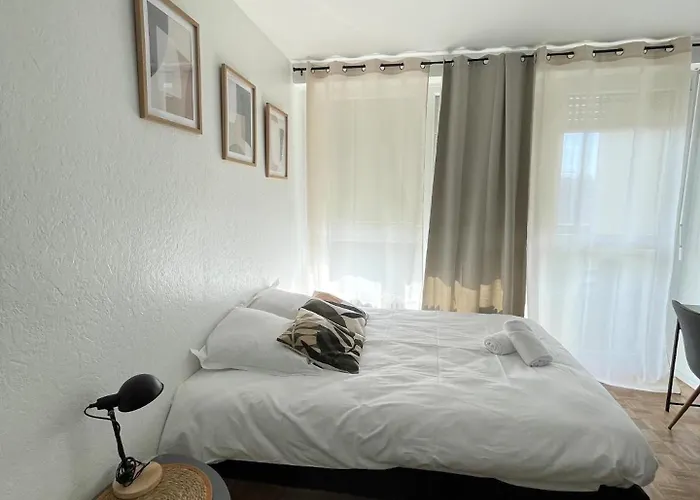 L'émeraude Gare Un à Part * Metz